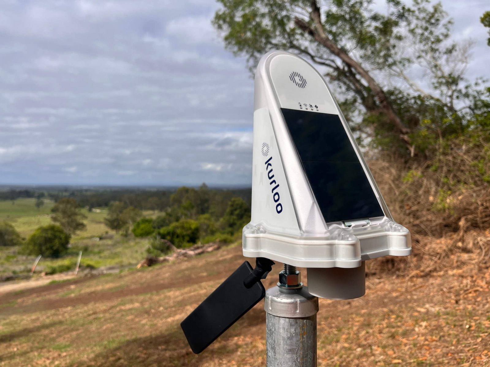 Kurloo Monitoring Device in a field